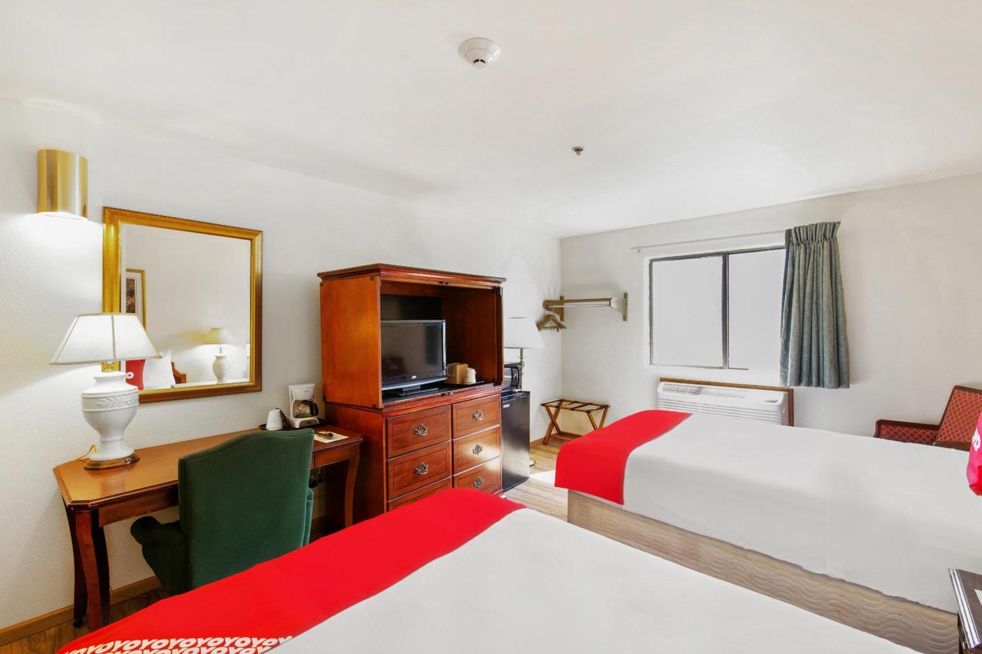 Oyo Hotel Portage I-94 Kültér fotó