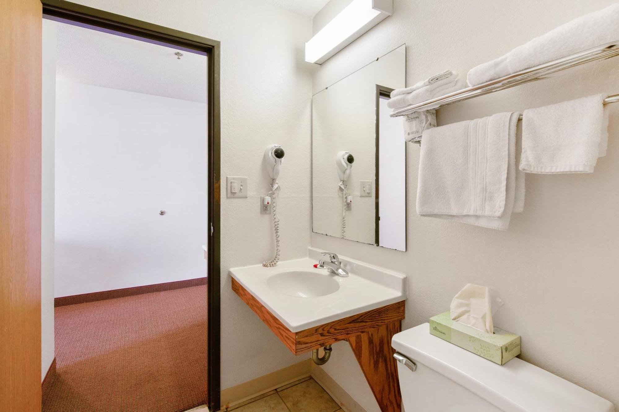 Oyo Hotel Portage I-94 Kültér fotó