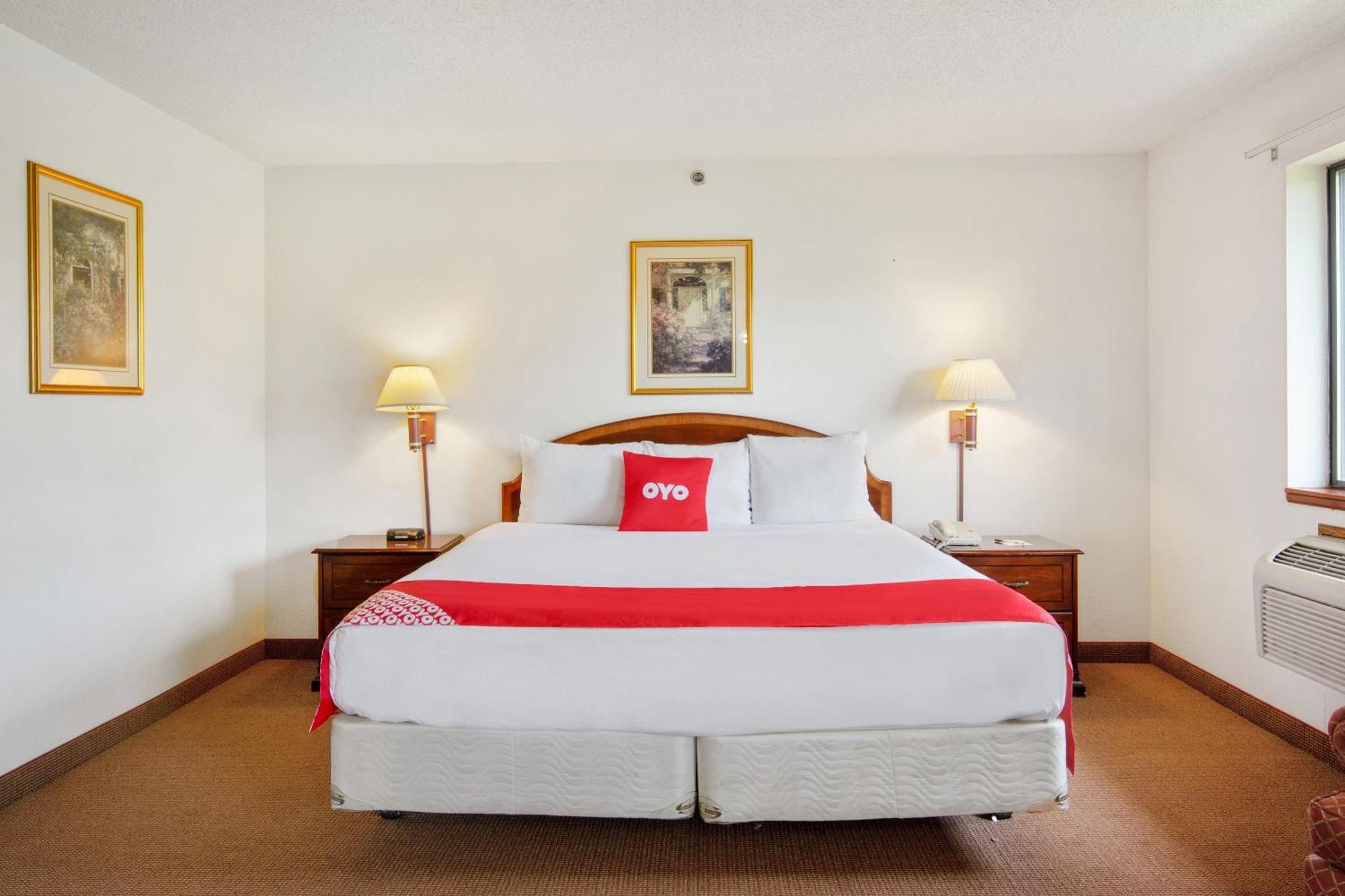 Oyo Hotel Portage I-94 Kültér fotó