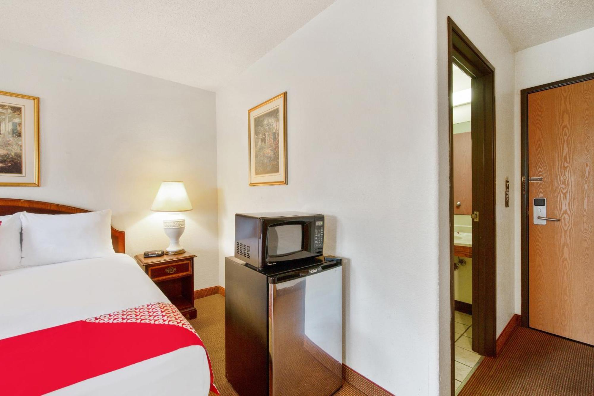 Oyo Hotel Portage I-94 Kültér fotó
