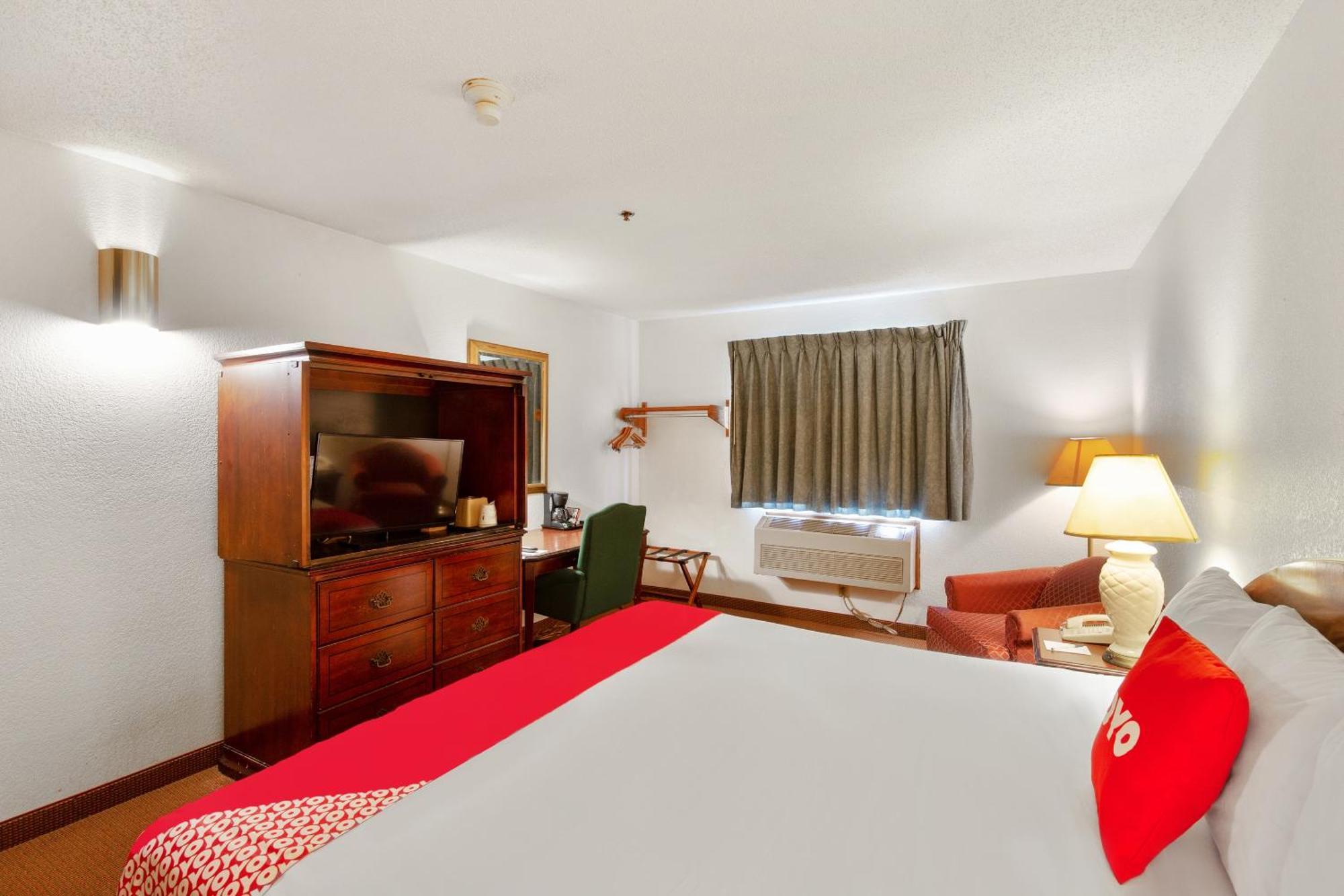 Oyo Hotel Portage I-94 Kültér fotó