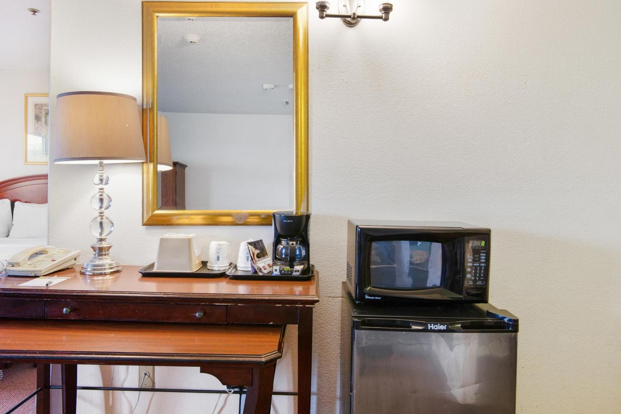 Oyo Hotel Portage I-94 Kültér fotó