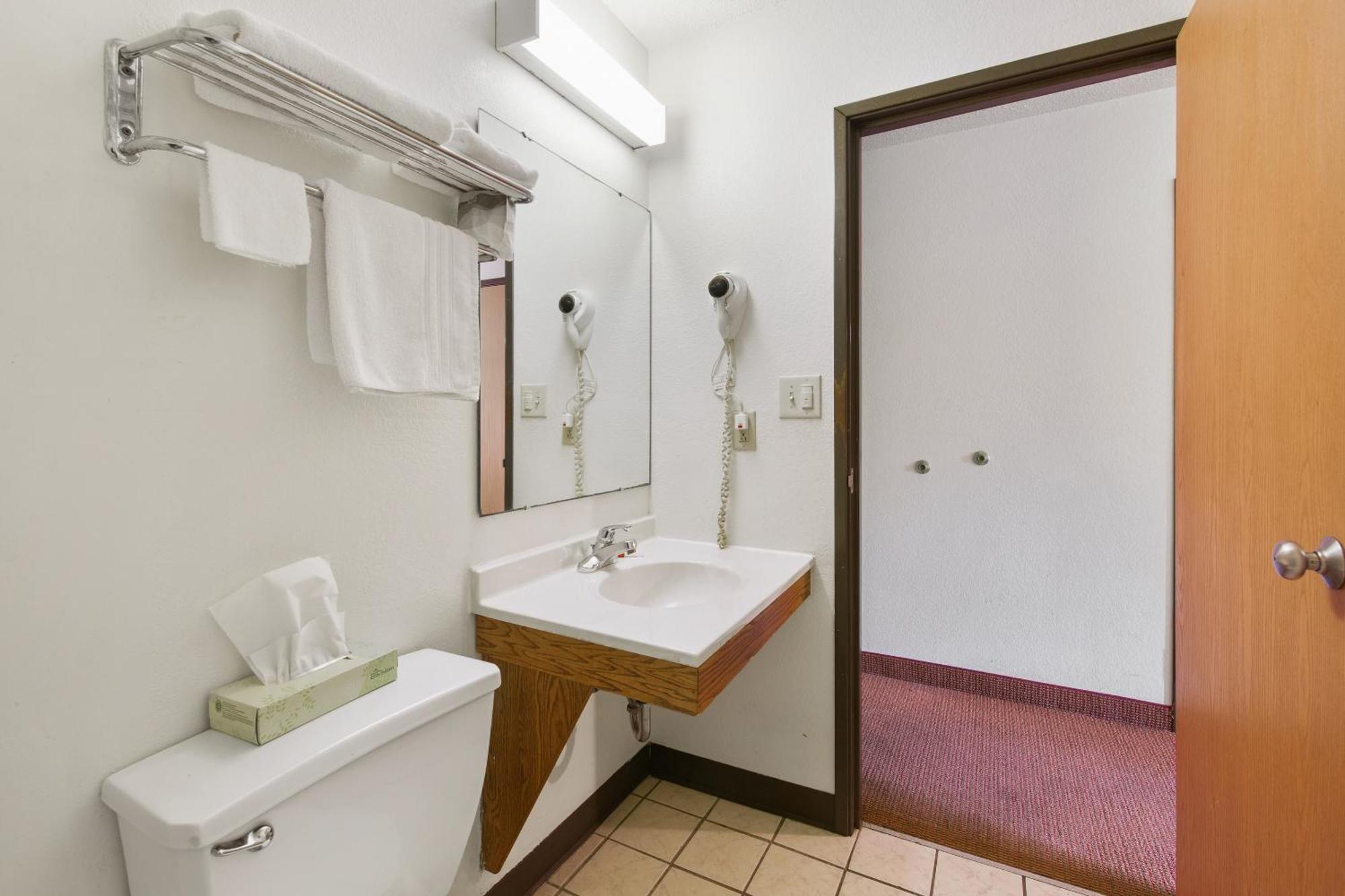 Oyo Hotel Portage I-94 Kültér fotó