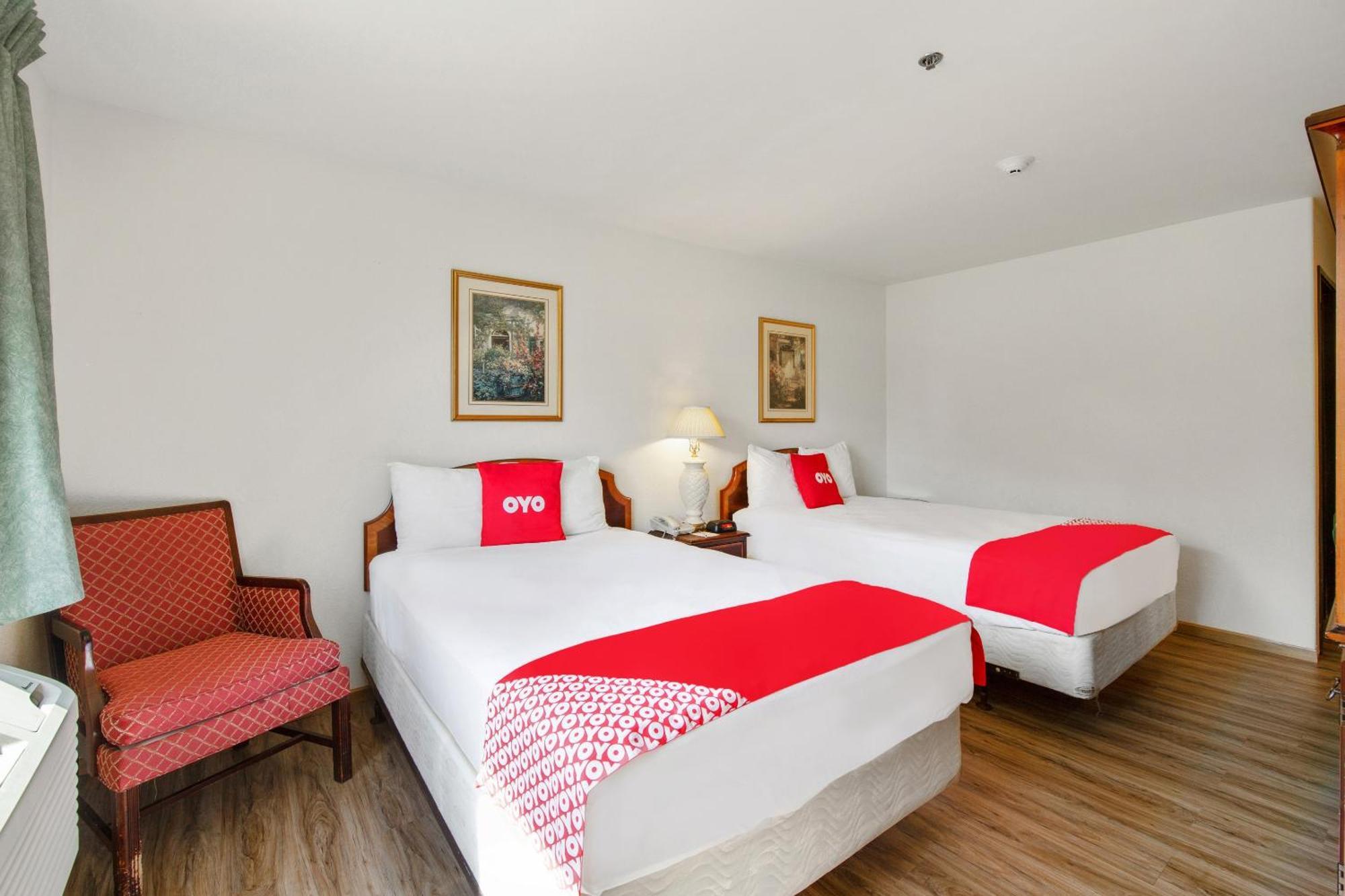Oyo Hotel Portage I-94 Kültér fotó
