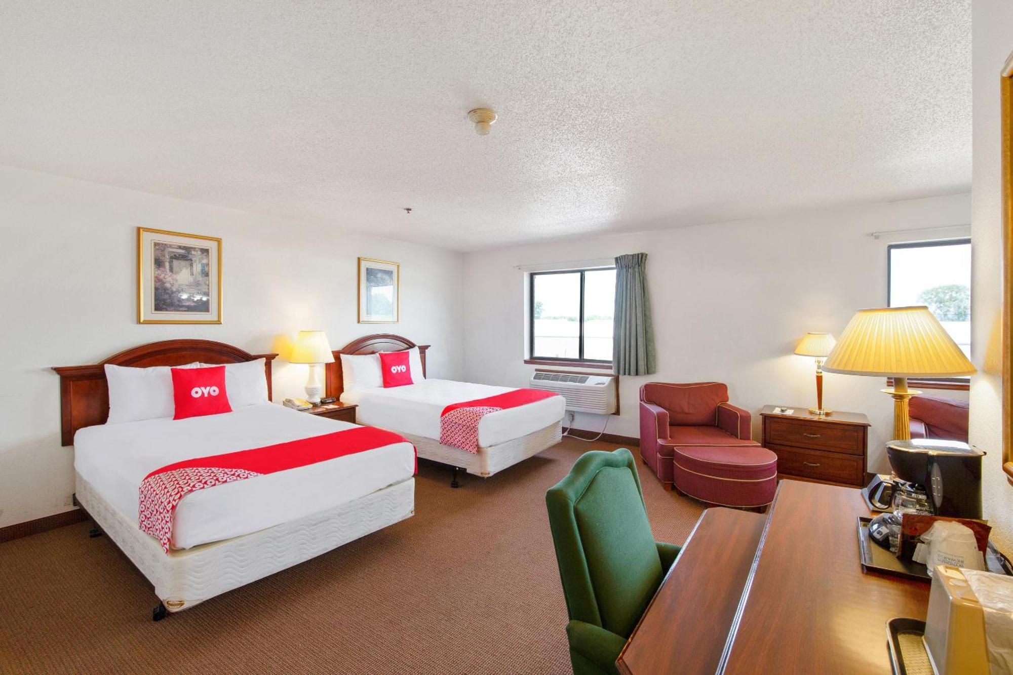 Oyo Hotel Portage I-94 Kültér fotó